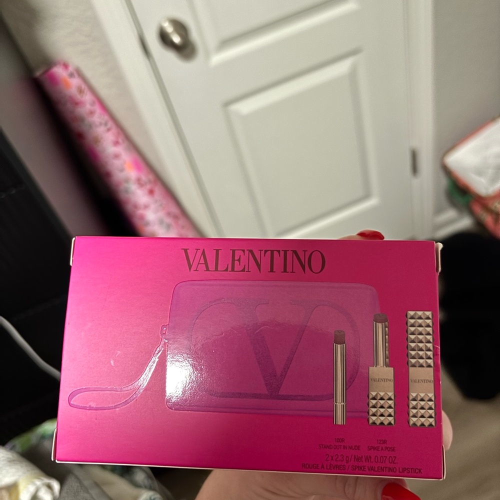 Valentino Lipstick Set in Vibrant Pink Packaging with bag